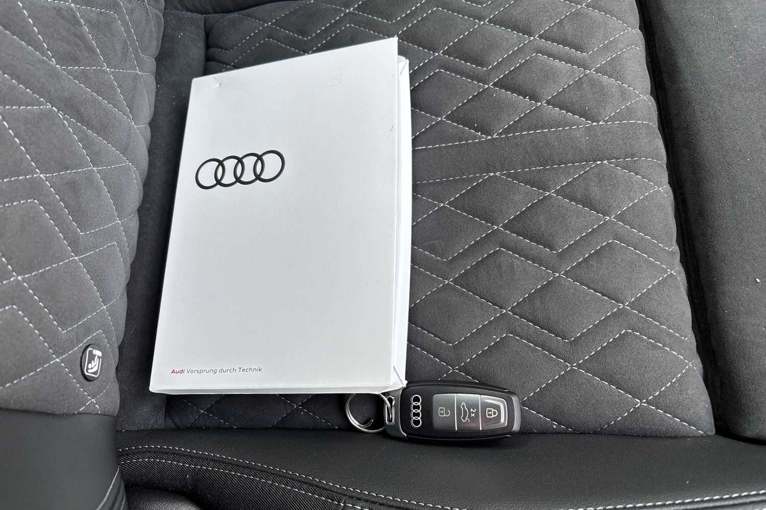 Used Audi Q4 e-tron 2024 for sale - 76063507: Photo 15