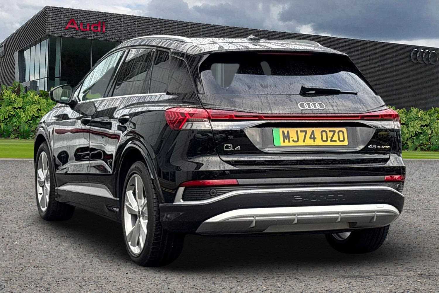 Used Audi Q4 e-tron 2024 for sale - 76063507: Photo 3