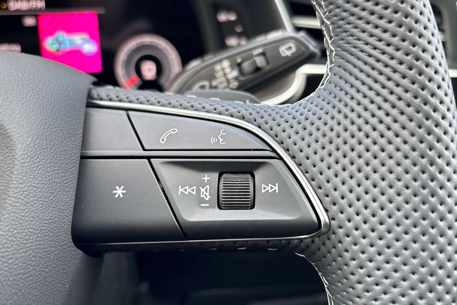 Used Audi Q7 2025 for sale - 76610648: Photo 17