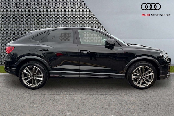 Used Audi Q3 2023 for sale - 76242532: Photo 4