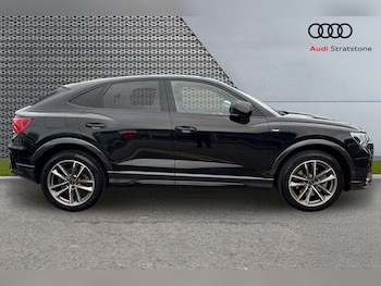Used Audi Q3 2023 for sale - 76242532: Photo