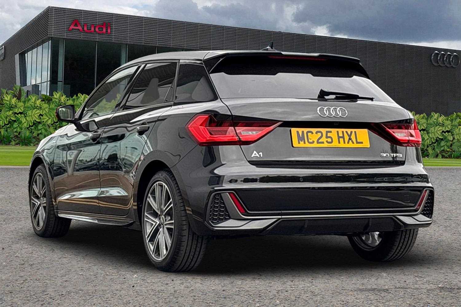 Used Audi A1 2025 for sale - 76075430: Photo 3