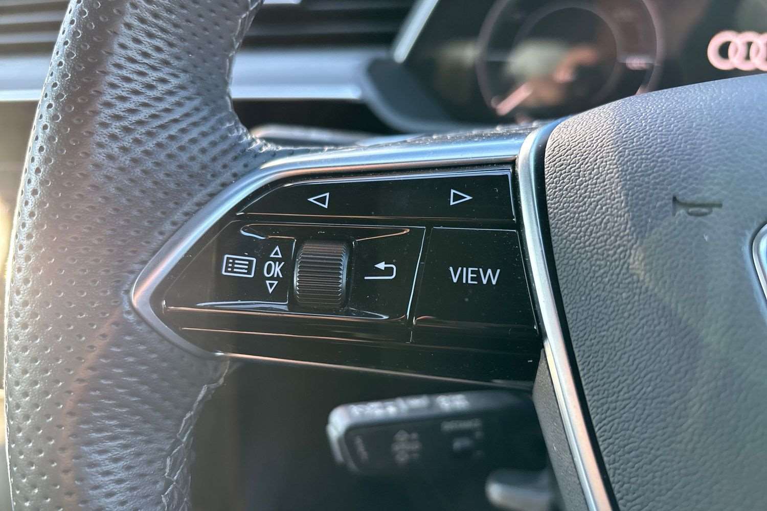 Used Audi Q8 for sale - 77960874: Photo 16