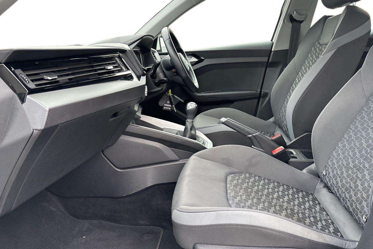 Used Audi A1 for sale - 77661169: Photo 21