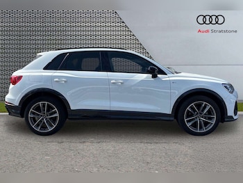 Used Audi Q3 2023 for sale - 78576840: Photo