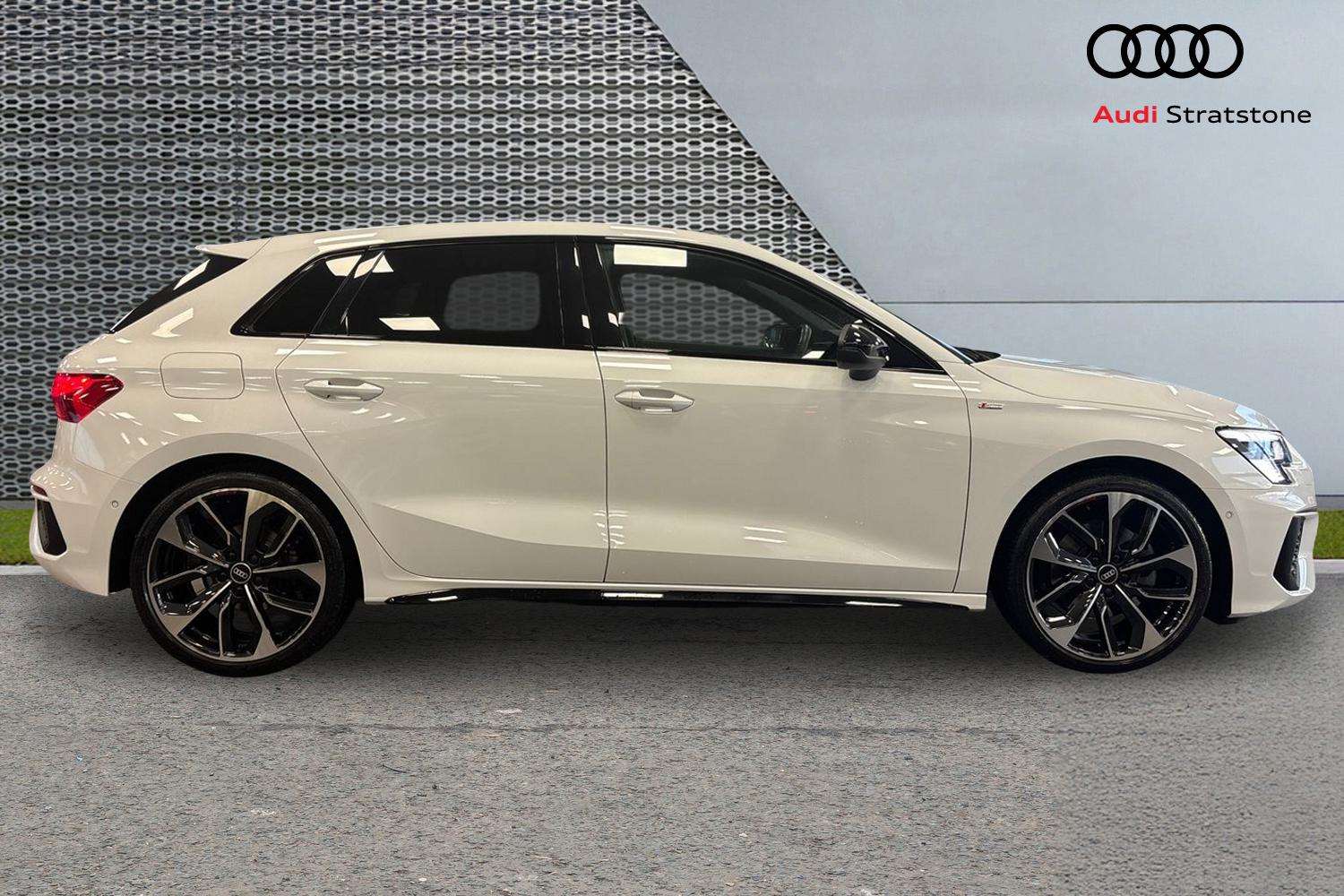 Used Audi A3 2021 for sale - 76978913: Photo 4