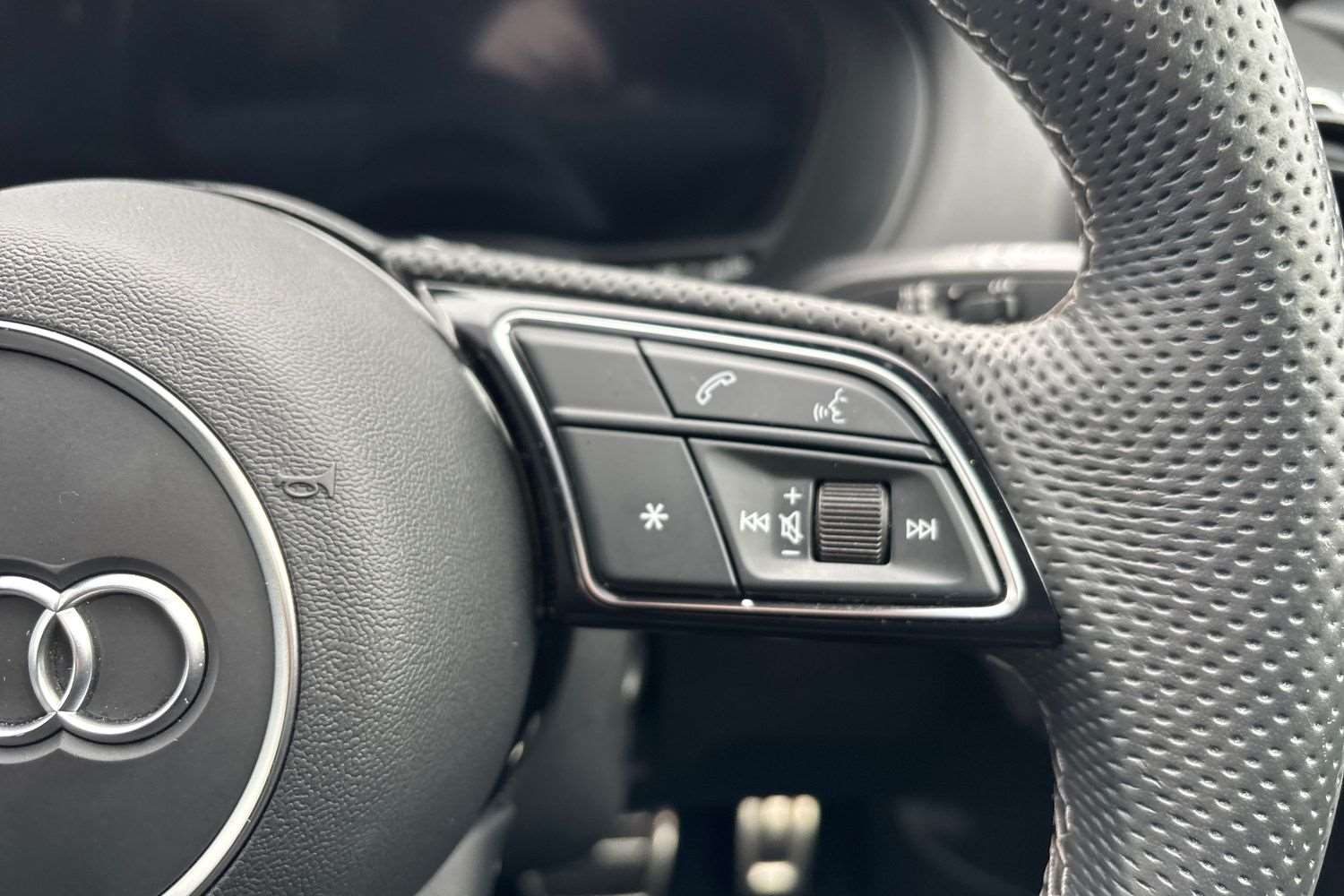 Used Audi Q2 for sale - 77810829: Photo 17