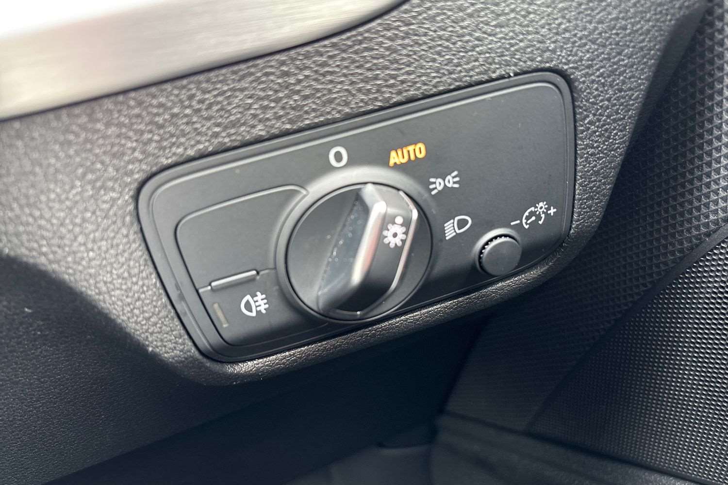 Used Audi Q2 for sale - 77810829: Photo 34