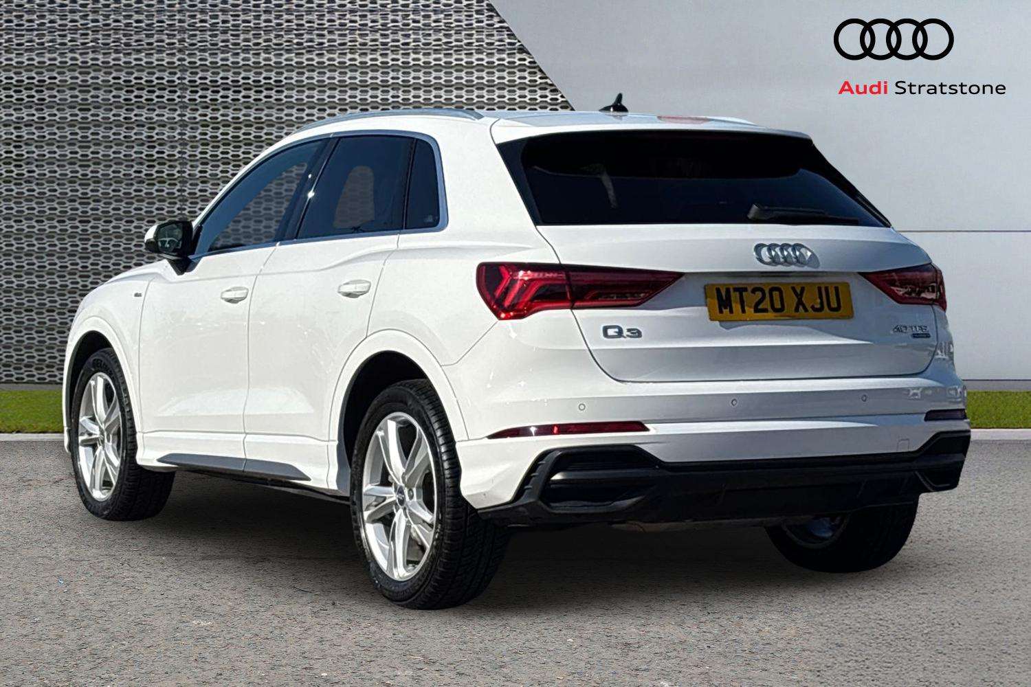 Used Audi Q3 2020 for sale - 77756483: Photo 3