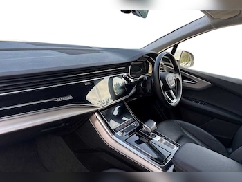 Used Audi Q7 2022 for sale - 75523033: Photo