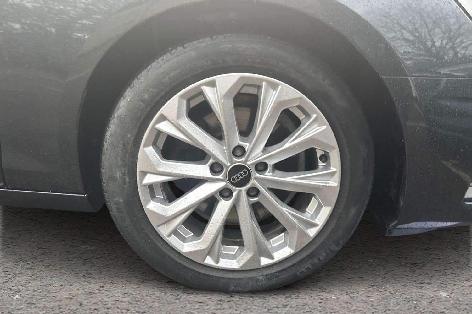 Used Audi A4 2023 for sale - 76636701: Photo 5