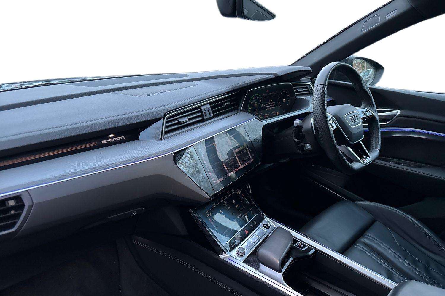 Used Audi Q8 2024 for sale - 77615483: Photo 2