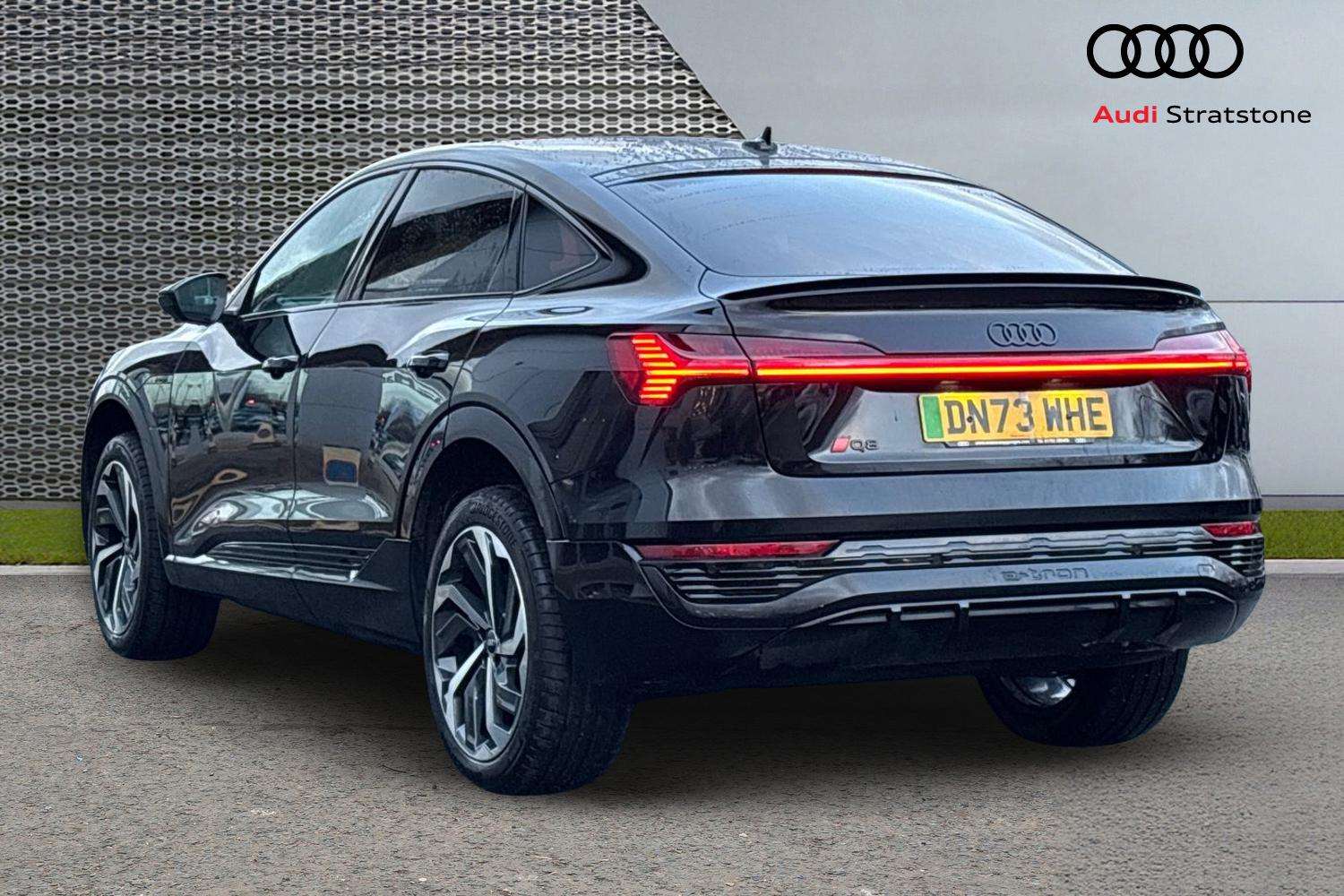 Used Audi Q8 2024 for sale - 77615483: Photo 3