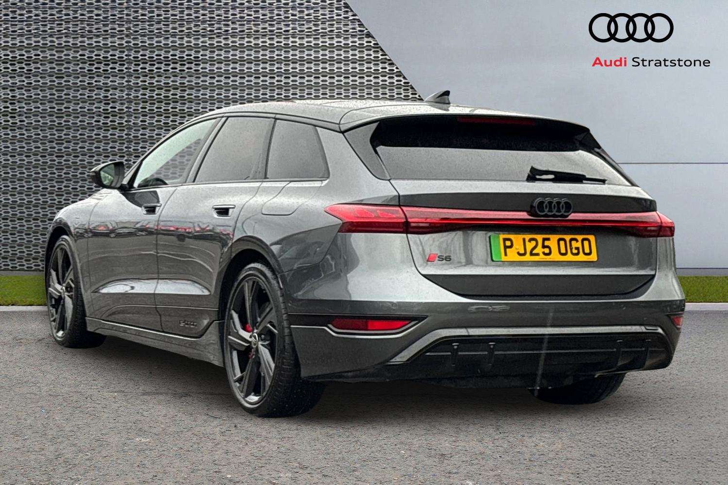 Used Audi A6 2025 for sale - 77472632: Photo 3