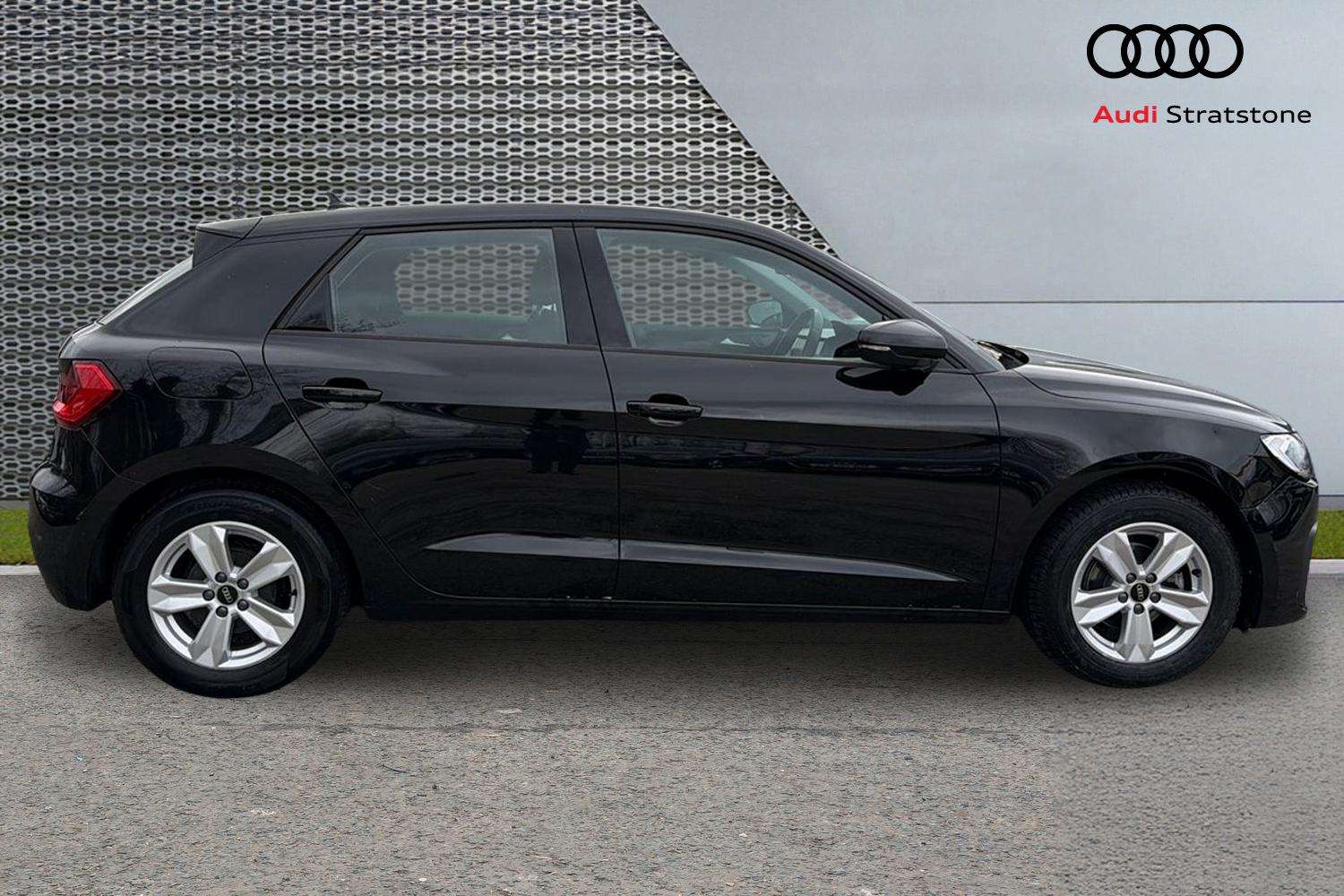 Used Audi A1 2022 for sale - 77458529: Photo 4