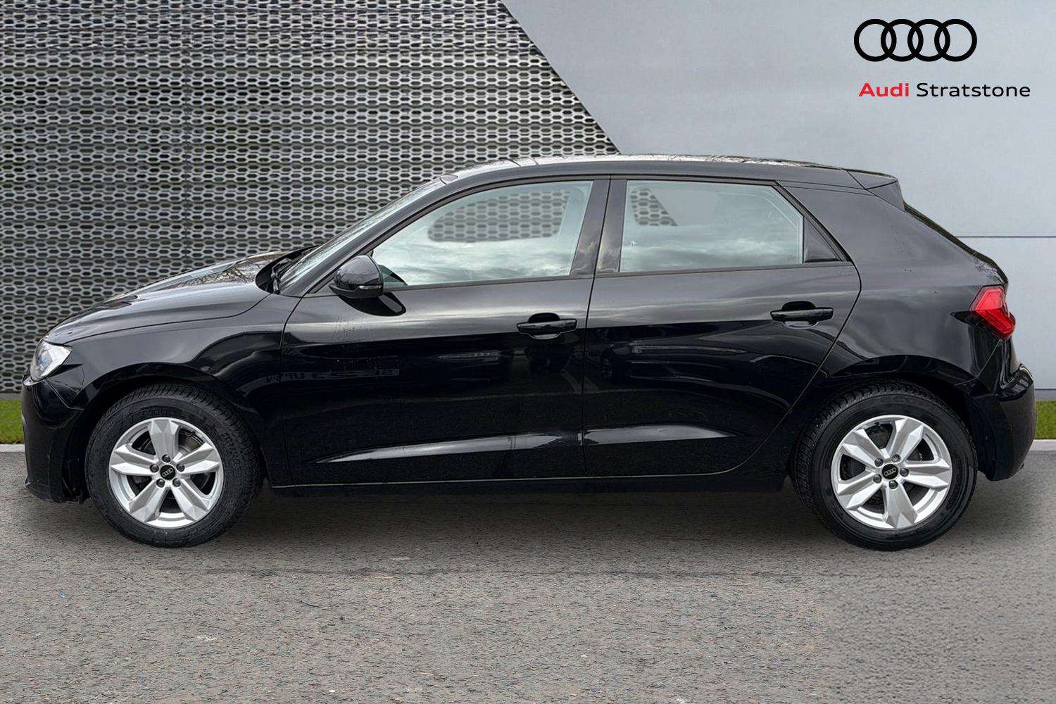 Used Audi A1 2022 for sale - 77458529: Photo 8