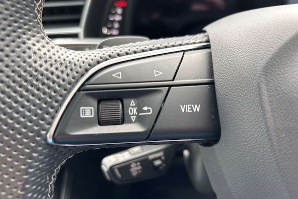 Used Audi Q8 2021 for sale - 76286235: Photo 16