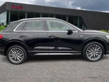 Used Audi Q3 2019 for sale - 75117162: Photo