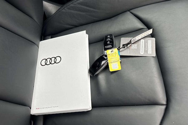Used Audi Q7 2023 for sale - 76242597: Photo 25