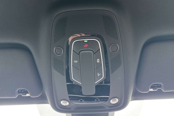 Used Audi Q7 2023 for sale - 76242597: Photo 31