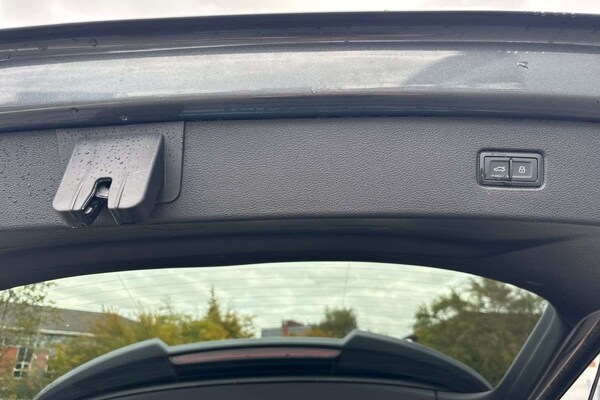 Used Audi Q7 2023 for sale - 76242597: Photo 35