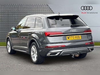 Used Audi Q7 2023 for sale - 76242597: Photo