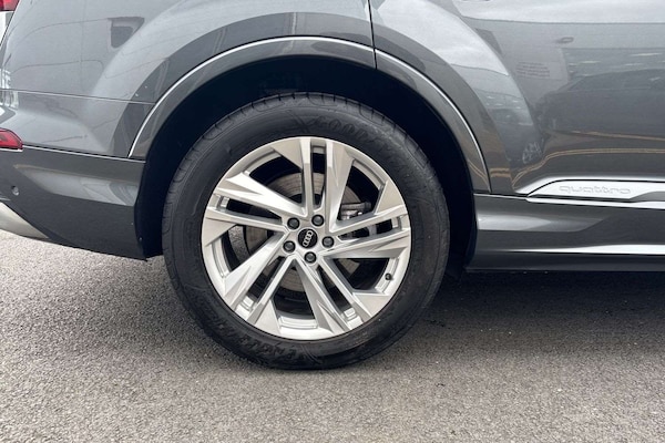 Used Audi Q7 2023 for sale - 76242597: Photo 9