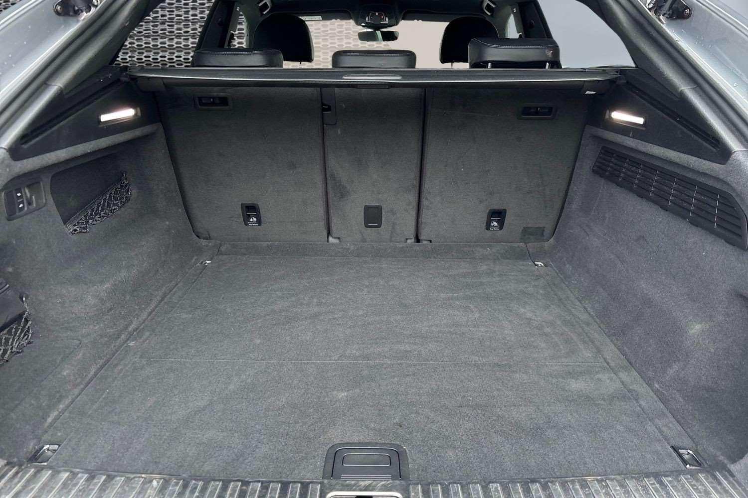 Used Audi Q8 2018 for sale - 77397882: Photo 13