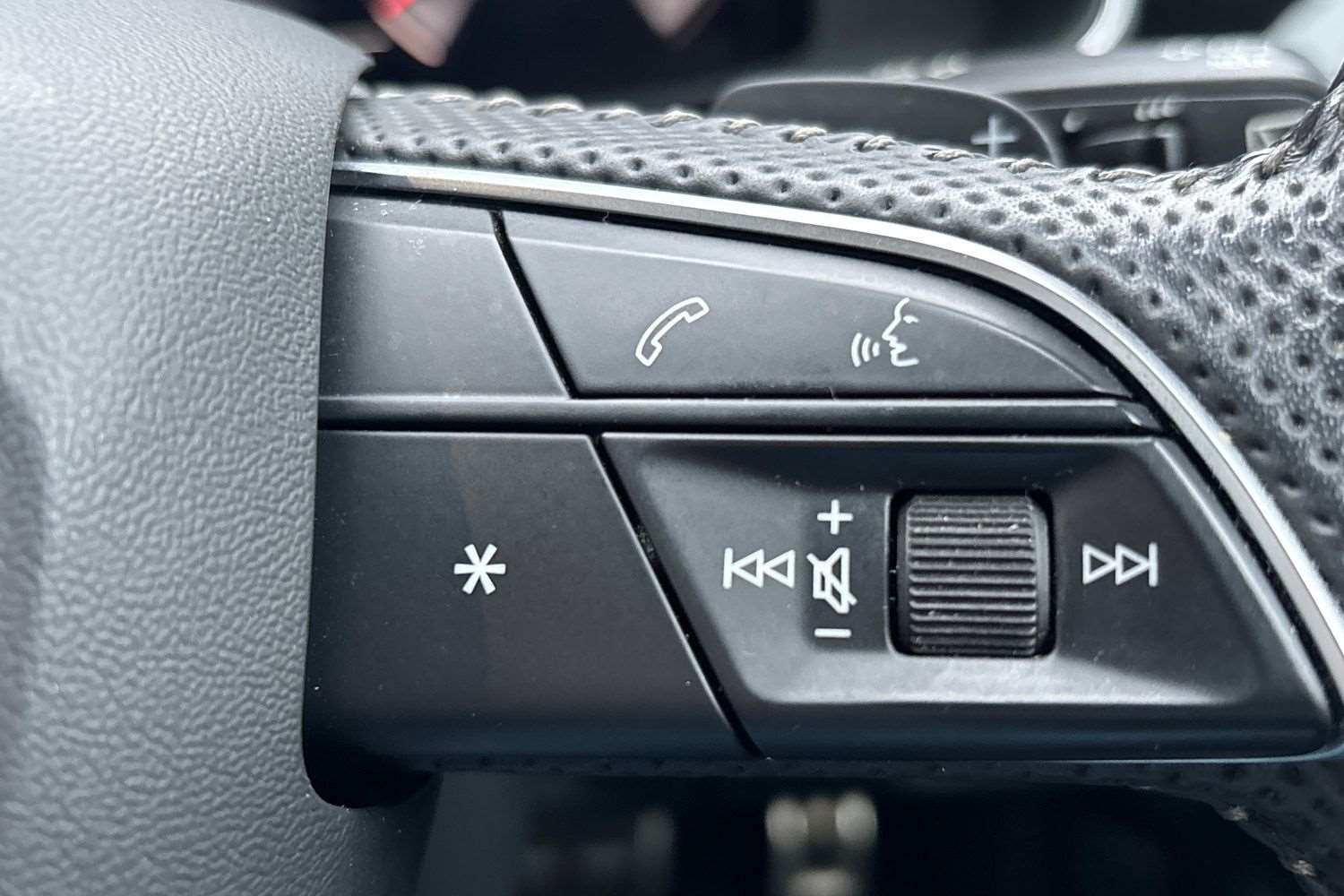 Used Audi Q8 2018 for sale - 77397882: Photo 17