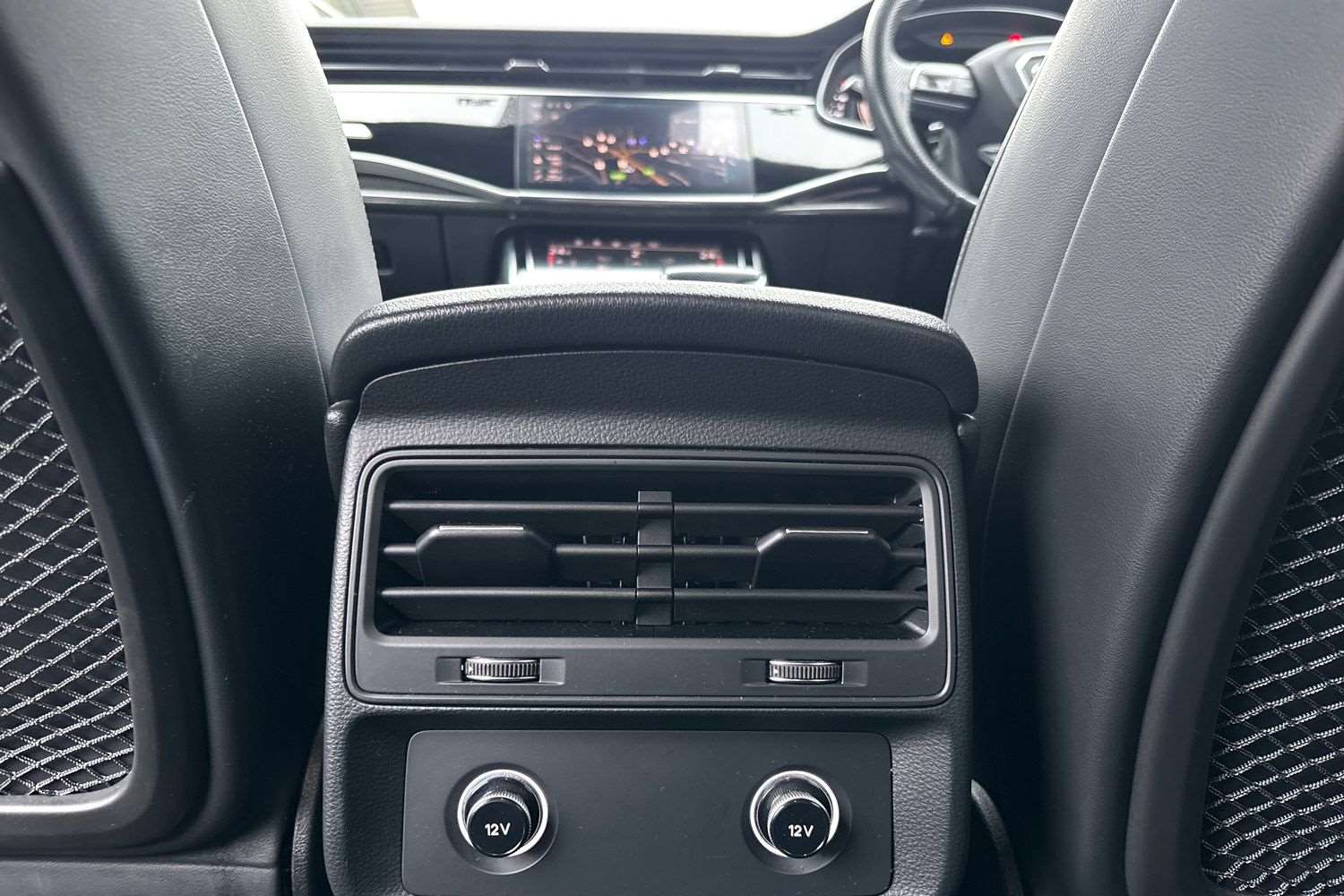 Used Audi Q8 2018 for sale - 77397882: Photo 23