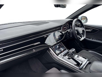 Used Audi Q8 2018 for sale - 77397882: Photo