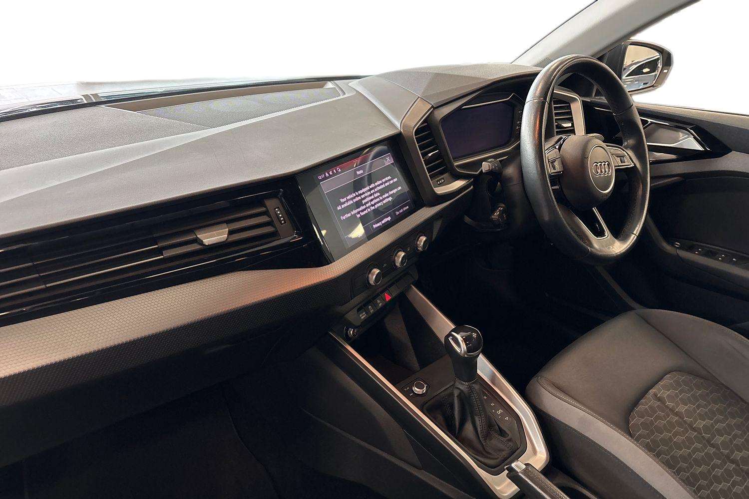 Used Audi A1 2021 for sale - 77134804: Photo 2