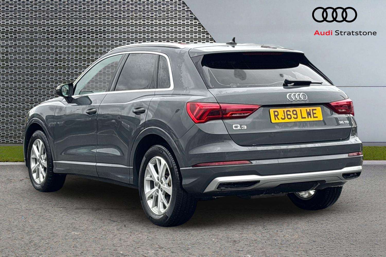 Used Audi Q3 2019 for sale - 77194392: Photo 3