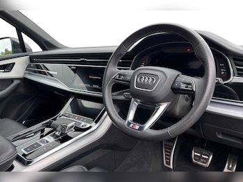 Used Audi Q7 2022 for sale - 75523091: Photo