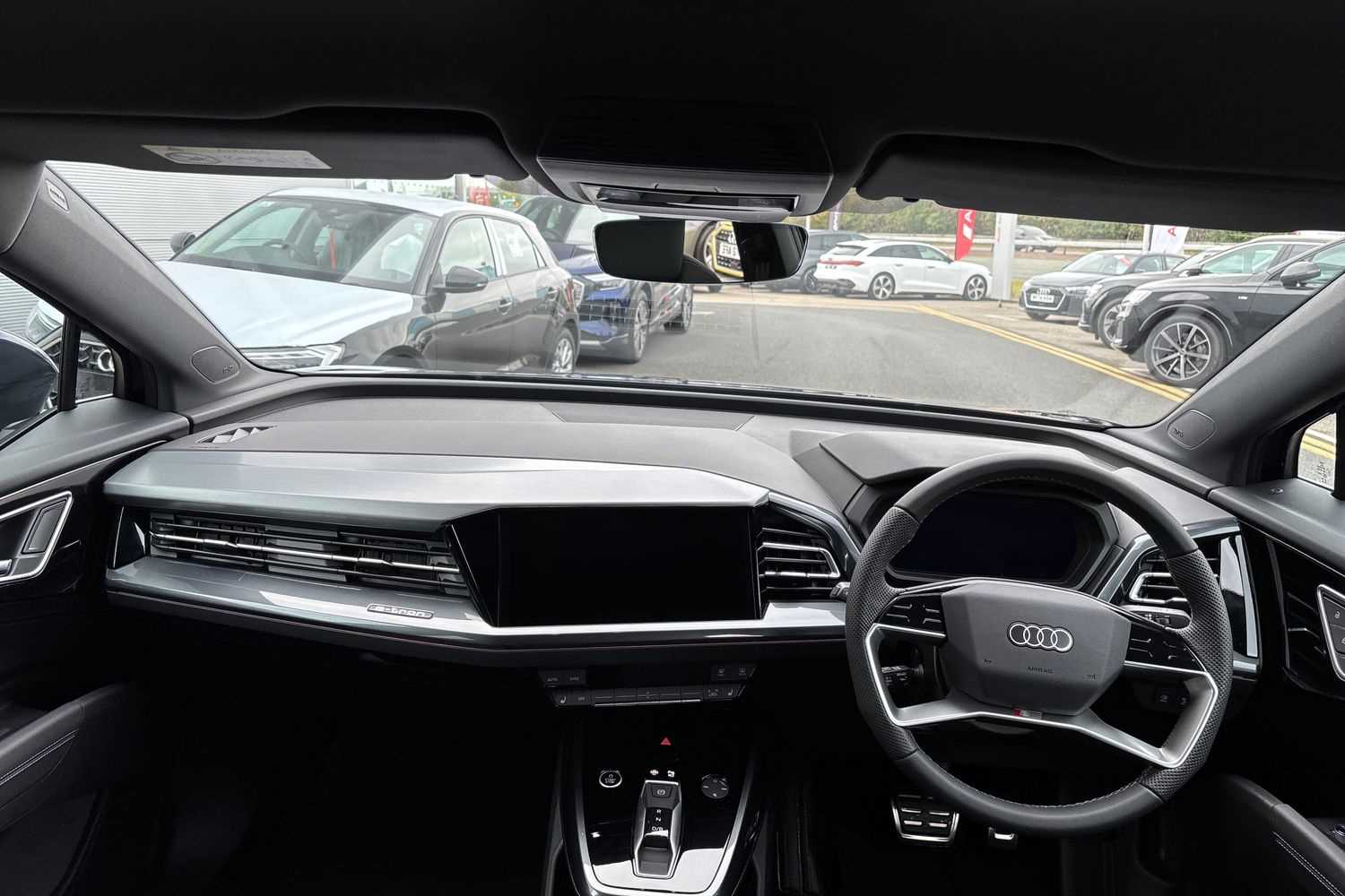 Used Audi Q4 e-tron 2025 for sale - 76075364: Photo 12