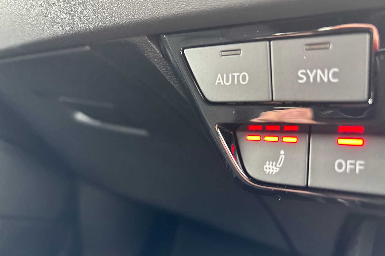 Used Audi Q4 e-tron 2025 for sale - 76075364: Photo 16