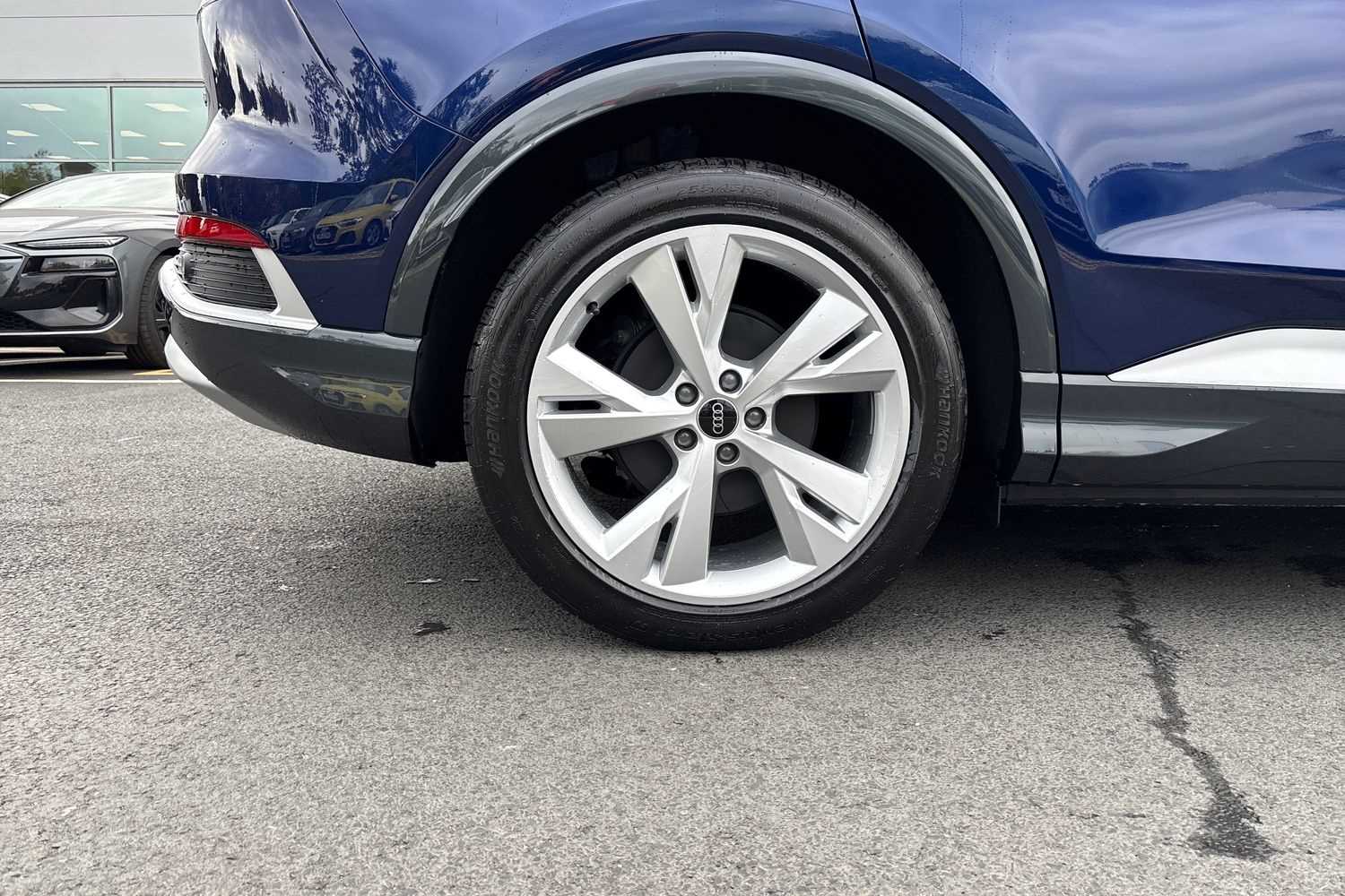 Used Audi Q4 e-tron 2025 for sale - 76075364: Photo 5