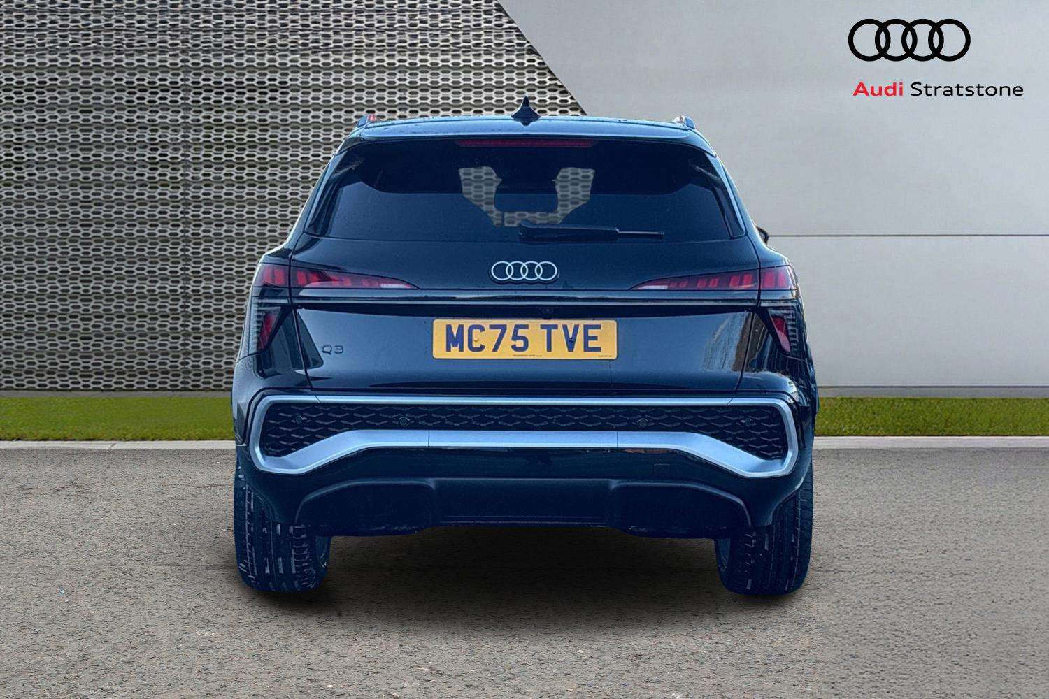 Used Audi Q3 2025 for sale - 77232962: Photo 7