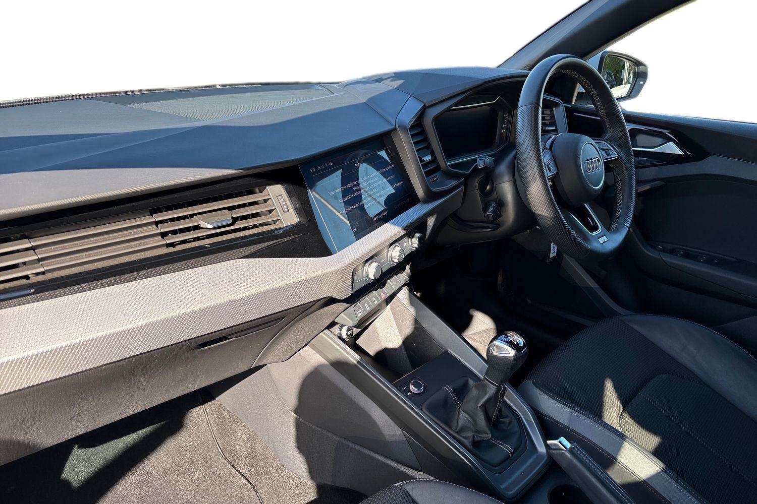 Used Audi A1 2023 for sale - 78161368: Photo 2