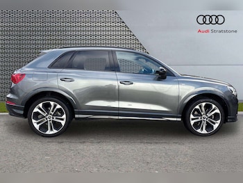Used Audi Q3 2023 for sale - 77860294: Photo