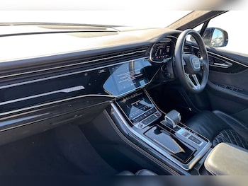 Used Audi Q7 2022 for sale - 76075512: Photo 2