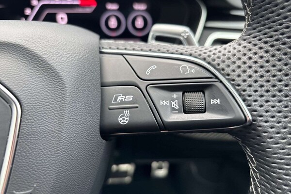 Used Audi RS4 2023 for sale - 76286350: Photo 17