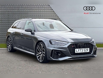 2023 - RS 4 TFSI Quattro Carbon Black 5dr Tiptronic