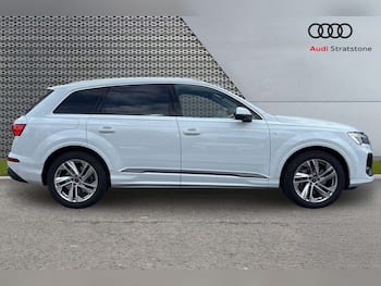 Used Audi Q7 2025 for sale - 79797763: Photo