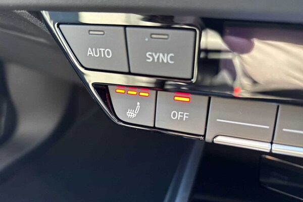 Used Audi Q4 e-tron 2025 for sale - 76286457: Photo 16