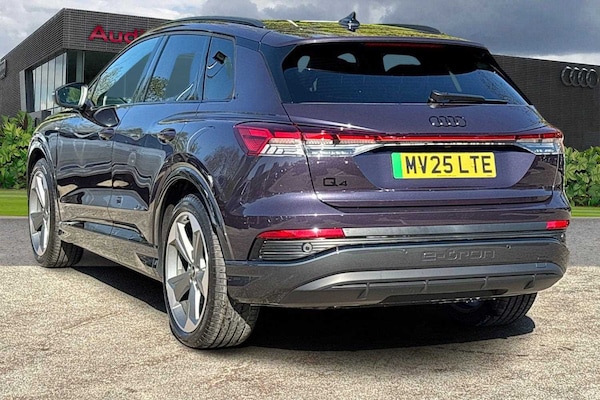 Used Audi Q4 e-tron 2025 for sale - 76286457: Photo 3