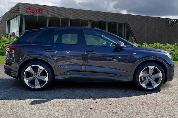 Used Audi Q4 e-tron 2025 for sale - 76286457: Photo 4