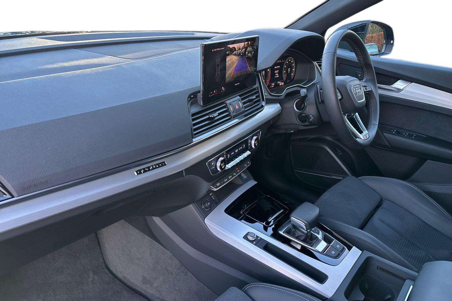 Used Audi Q5 2024 for sale - 77093432: Photo 2