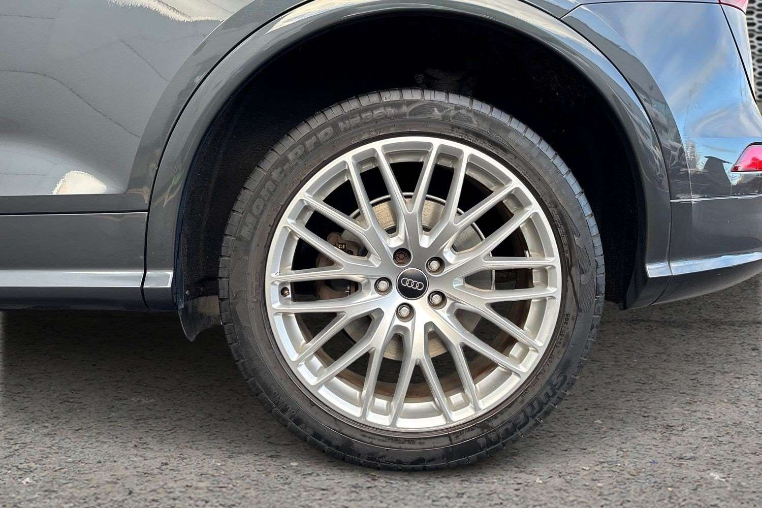 Used Audi Q5 2018 for sale - 76804909: Photo 10