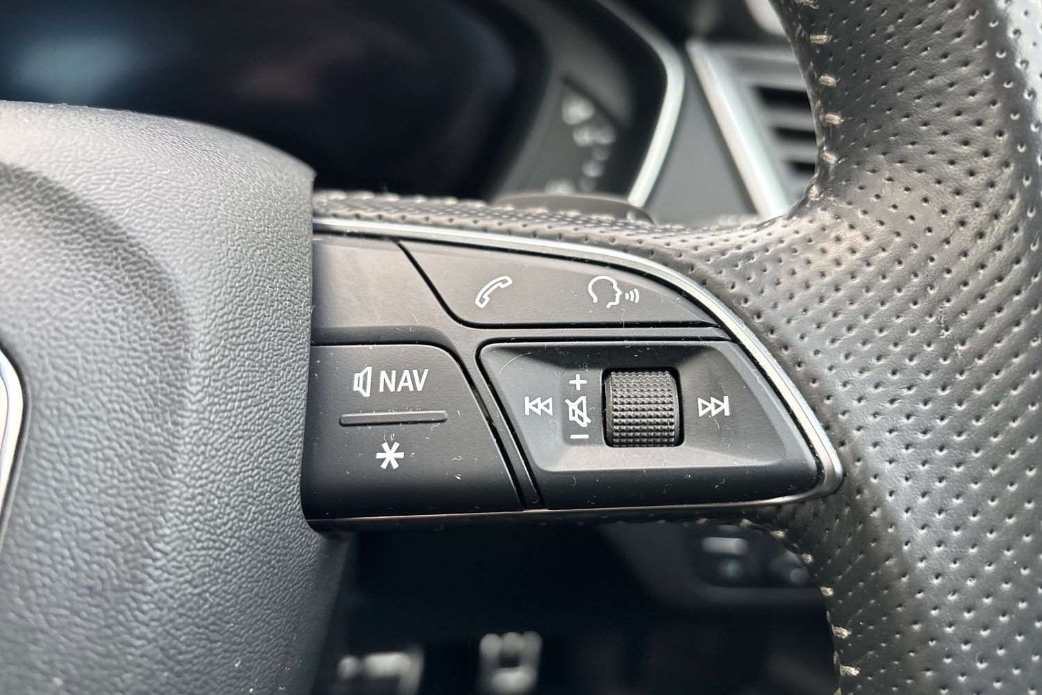 Used Audi Q5 2018 for sale - 76804909: Photo 17